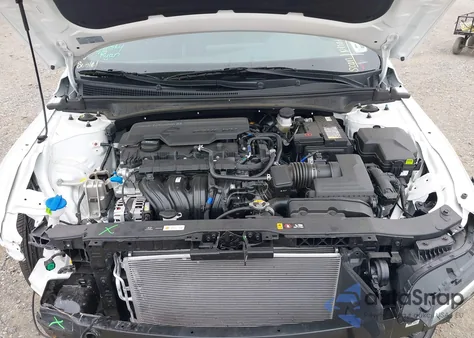 2025 Hyundai Elantra Sel Sport z USA, uszkodzony, nr VIN KMHLM4DG7SU894585